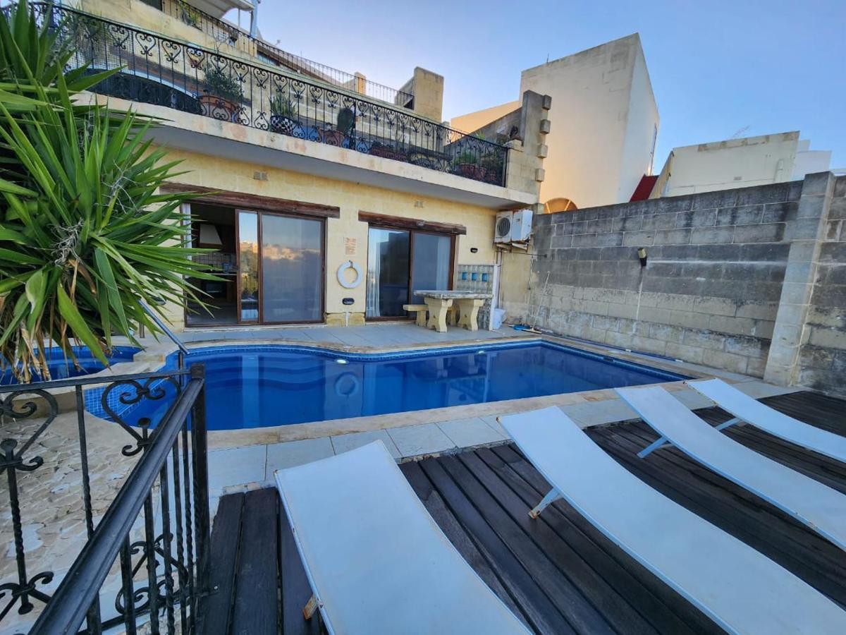 Gozo Island Escape Sleeps 4 With Private Bathroom Ghajn il-Kbira  외부 사진