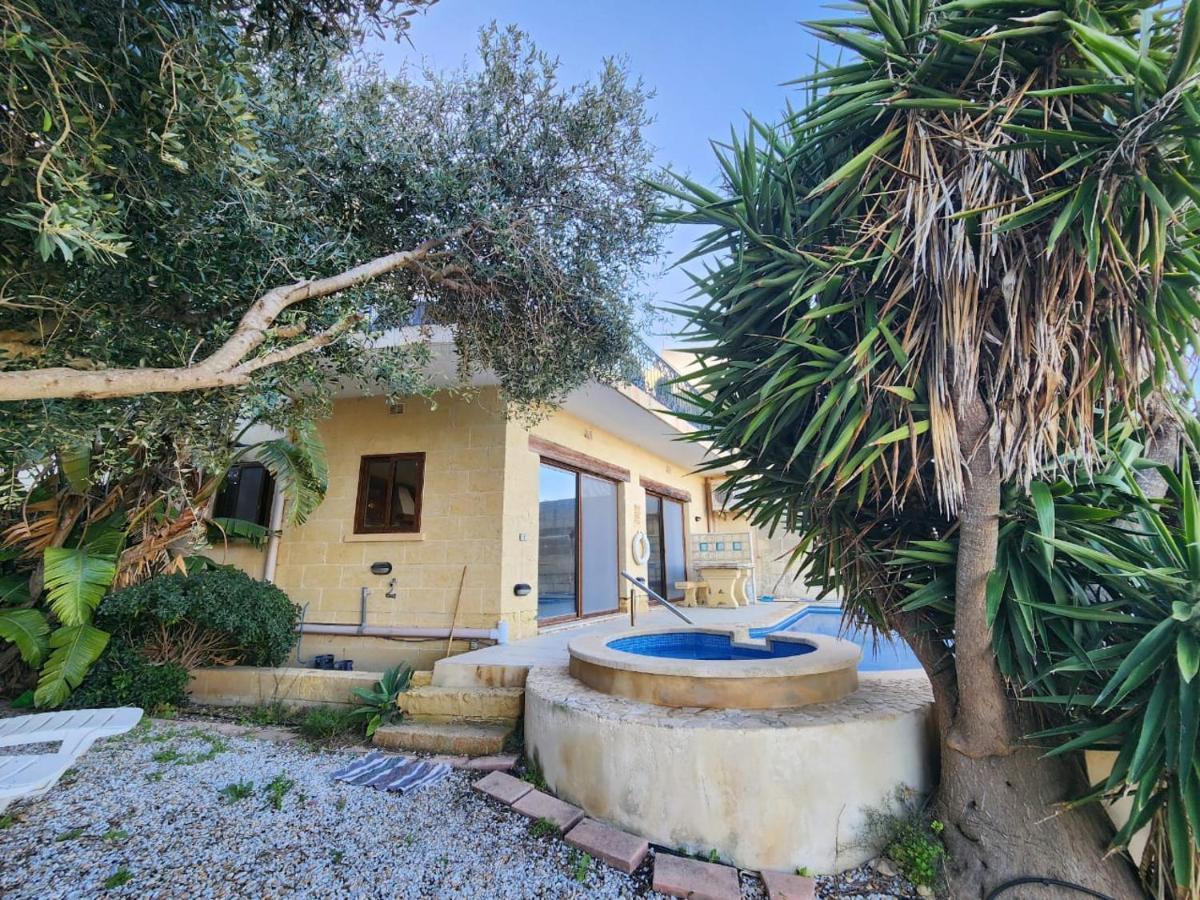 Gozo Island Escape Sleeps 4 With Private Bathroom Ghajn il-Kbira  외부 사진