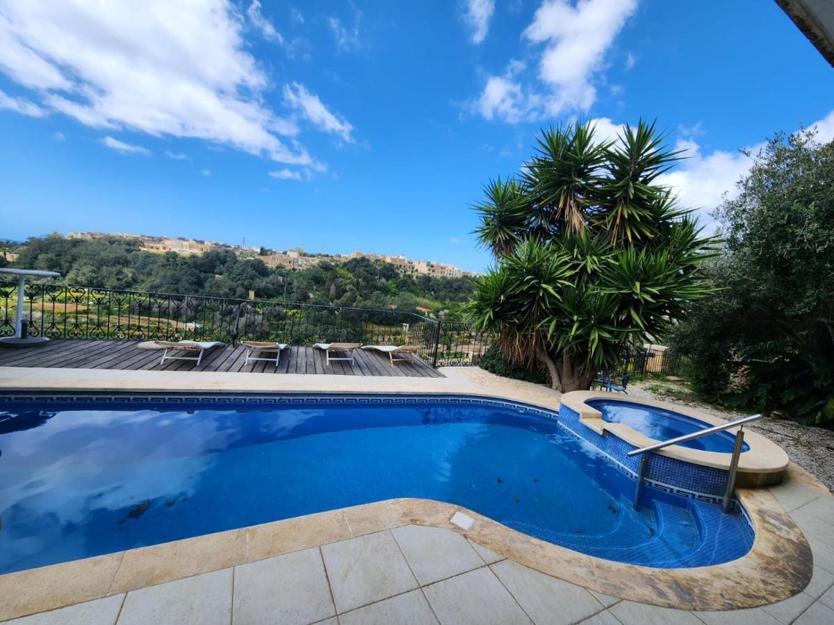 Gozo Island Escape Sleeps 4 With Private Bathroom Ghajn il-Kbira  외부 사진