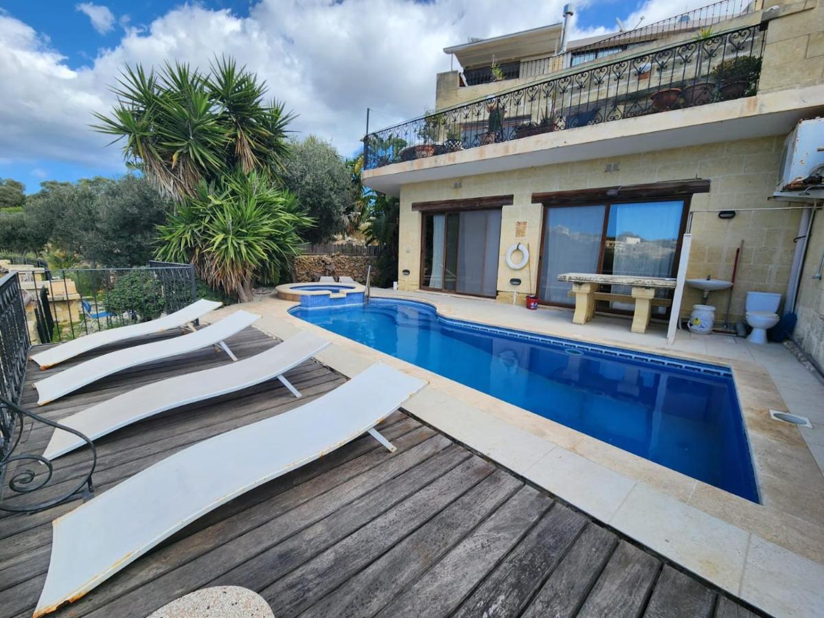 Gozo Island Escape Sleeps 4 With Private Bathroom Ghajn il-Kbira  외부 사진