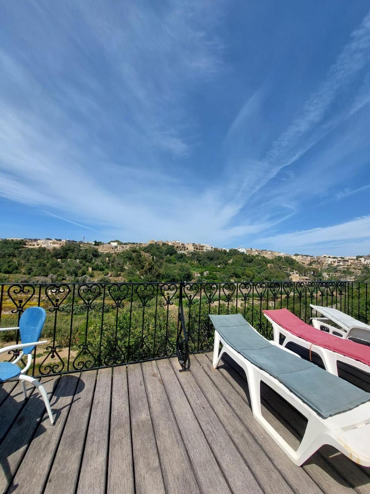 Gozo Island Escape Sleeps 4 With Private Bathroom Ghajn il-Kbira  외부 사진